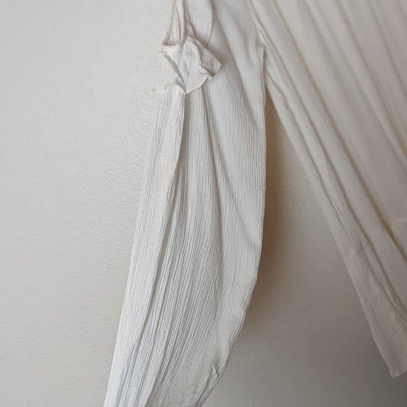 Sundance Whispered Breezes White Ruffled Top - Size Small - Picture 8 of 9